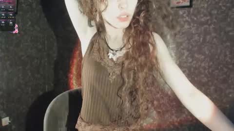 Snapshot of dizer_clop chatting on November 25, 2025, 4:40 pm Dizer online show from November 25, 2025, 4:40 pm