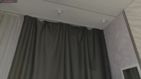 Snapshot of dizer_clop chatting on May 27, 2026, 8:17 pm Dizer online show from May 27, 2026, 8:17 pm