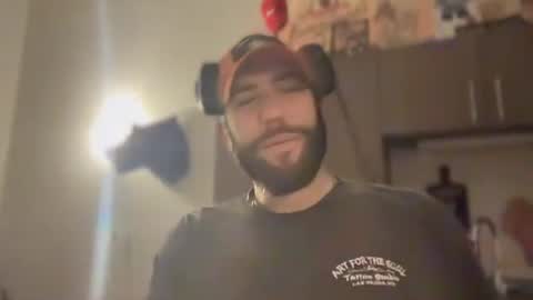 Snapshot of dj_chaterbate chatting on January 13, 2026, 9:25 am DJ Chaterbate online show from January 13, 2026, 9:25 am