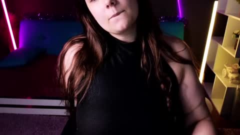 Jenia online show from January 4, 2025, 4:12 am