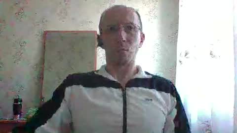 Snapshot of djentlemen1 chatting on October 11, 2025, 10:03 am djentlemen1 online show from October 11, 2025, 10:03 am