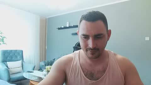 STR8 BOYv online show from April 9, 2026, 9:47 am