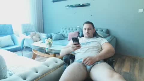 STR8 BOYv online show from July 28, 2026, 9:37 am