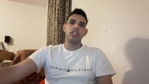 Snapshot of djonson_ chatting on October 26, 2025, 1:55 am Djonson online show from October 26, 2025, 1:55 am