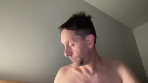 Snapshot of djstorm2019 chatting on December 22, 2025, 9:28 am djstorm2019 online show from December 22, 2025, 9:28 am