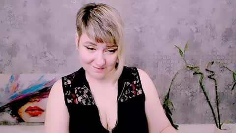 Snapshot of djullia chatting on May 14, 2026, 7:04 am djullia online show from May 14, 2026, 7:04 am