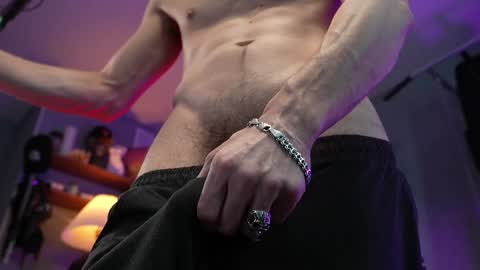 Silverhand online show from February 6, 2025, 8:07 am