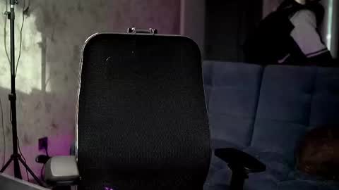 Silverhand online show from September 14, 2025, 5:28 am