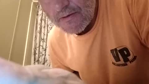 Snapshot of dman52026 chatting on April 18, 2026, 5:22 am dman52026 online show from April 18, 2026, 5:22 am