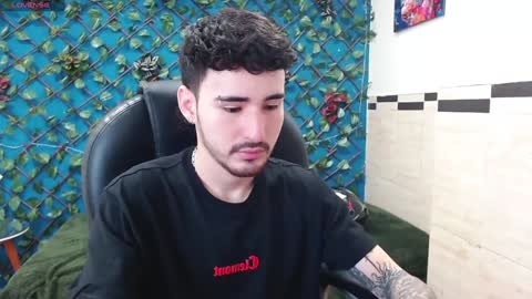 Snapshot of dmitrisanders1 chatting on January 3, 2025, 3:55 pm Maybe in pvt online show from January 3, 2025, 3:55 pm