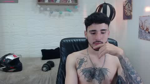 Snapshot of dmitrisanders1 chatting on January 21, 2025, 11:45 pm Maybe in pvt online show from January 21, 2025, 11:45 pm