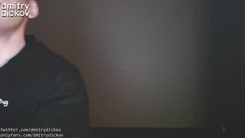 Snapshot of dmitrydickov chatting on December 18, 2024, 2:42 am DmitryDickov online show from December 18, 2024, 2:42 am