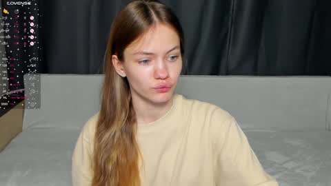 Polly and Kiriko online show from January 4, 2025, 1:10 am