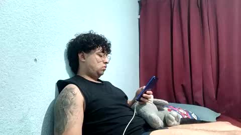 MrPepino online show from November 25, 2025, 4:23 am