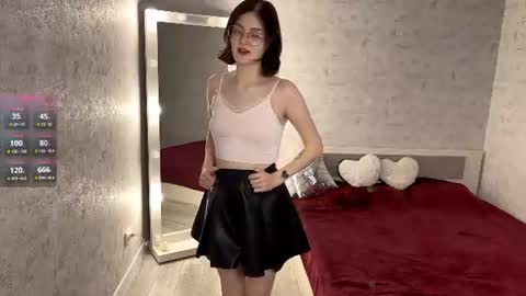 Snapshot of dodiebabikian chatting on June 24, 2026, 9:36 pm Annie PVT IS OPEN online show from June 24, 2026, 9:36 pm