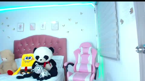 Snapshot of doe_sofi chatting on February 4, 2025, 5:21 am sofi online show from February 4, 2025, 5:21 am