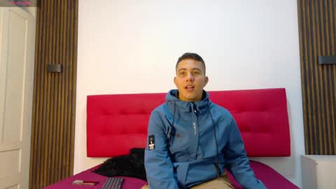 Snapshot of dogerman_01 chatting on May 25, 2026, 11:49 am 01 online show from May 25, 2026, 11:49 am