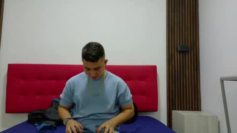 Snapshot of dogerman_01 chatting on May 27, 2026, 11:51 am 01 online show from May 27, 2026, 11:51 am
