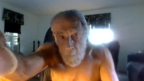 Snapshot of dogluc7 chatting on June 11, 2026, 7:12 pm dogluc7 online show from June 11, 2026, 7:12 pm