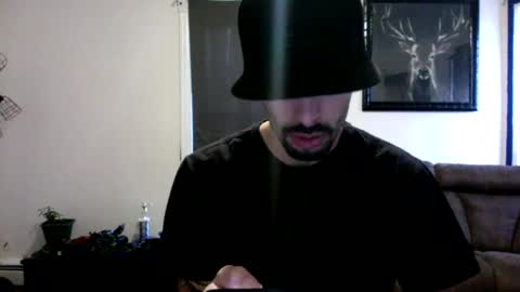 doingmek9 online show from December 5, 2024, 2:22 pm