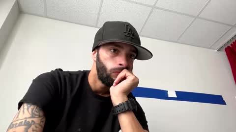 doingmek9 online show from October 23, 2025, 1:21 pm