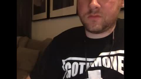 Snapshot of dolce555 chatting on March 9, 2025, 6:43 pm dolce555 online show from March 9, 2025, 6:43 pm