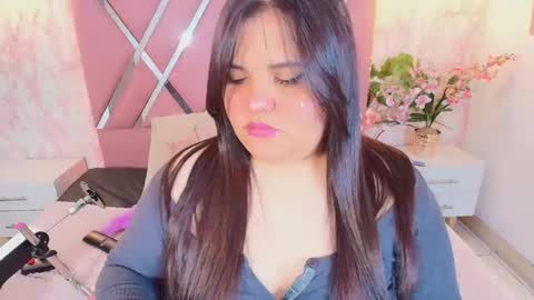 Dolce Pearl online show from April 26, 2026, 3:26 am