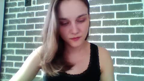 Snapshot of dolcezza_ chatting on March 30, 2026, 12:17 pm dolcezza_ online show from March 30, 2026, 12:17 pm