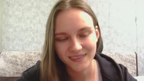 Snapshot of dolcezza_ chatting on June 3, 2026, 2:33 pm dolcezza_ online show from June 3, 2026, 2:33 pm