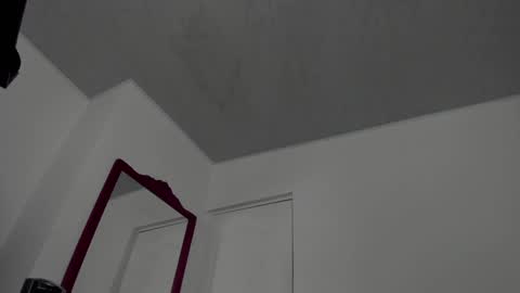 Ludika Santiago online show from December 7, 2024, 9:22 pm