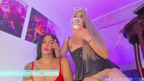 Snapshot of doll_danna chatting on February 2, 2025, 1:23 am Luciana My online show from February 2, 2025, 1:23 am