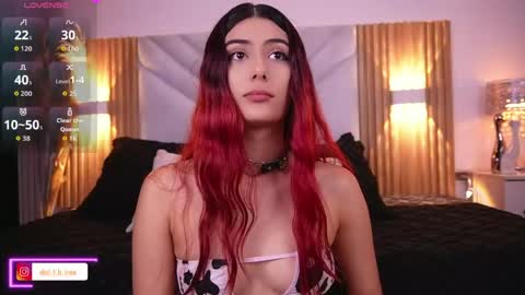 doll_kira_ online show from May 1, 2026, 3:27 pm