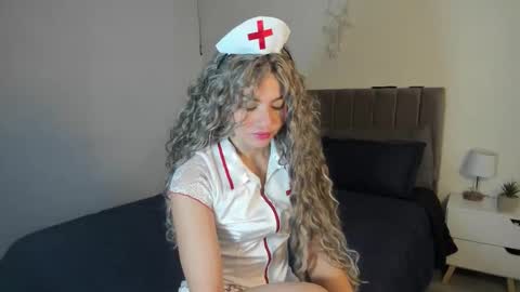 doll_oriana online show from October 23, 2025, 7:34 pm