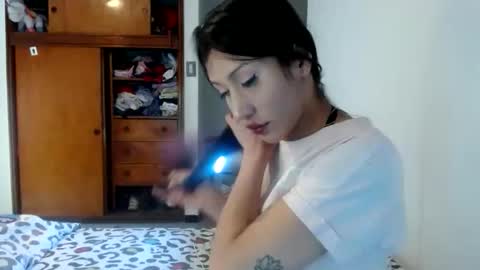 Catherine XXX online show from April 29, 2026, 7:01 am
