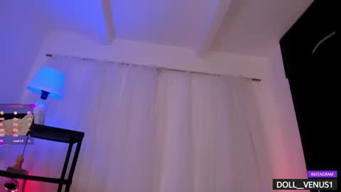 Snapshot of doll_venus chatting on February 21, 2025, 1:11 am Roxana independent model can you help me reach 100 hands up uwu online show from February 21, 2025, 1:11 am