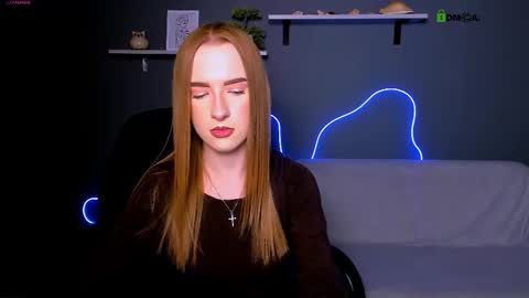 Snapshot of doll_vey chatting on September 14, 2025, 6:51 pm doll_vey online show from September 14, 2025, 6:51 pm