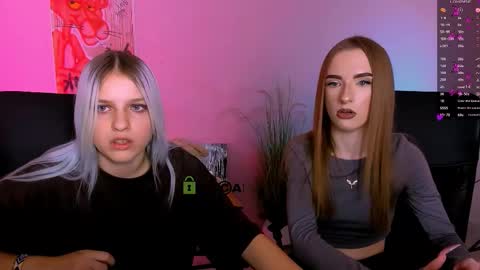 doll_vey online show from December 4, 2025, 8:17 pm