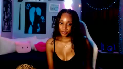 Princess DollfaceBeauty online show from September 13, 2025, 2:33 am