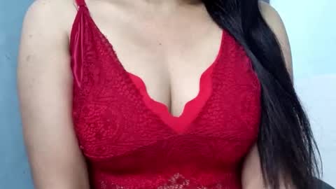 dollmeenu online show from April 26, 2026, 5:43 pm