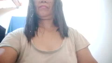 Snapshot of dolly926661 chatting on July 12, 2026, 1:29 am dolly926661 online show from July 12, 2026, 1:29 am