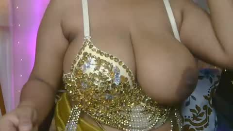 dolly_2 online show from July 7, 2026, 4:15 am