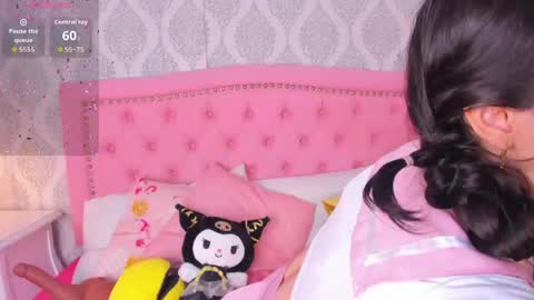Snapshot of dolly_kitter chatting on June 9, 2026, 12:17 pm dolly_kitter online show from June 9, 2026, 12:17 pm