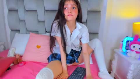 dolly_kitter online show from June 29, 2026, 11:54 am
