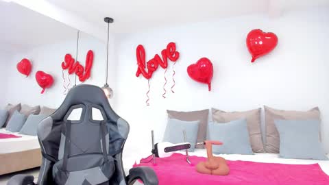 dolly walker online show from February 17, 2025, 5:47 am