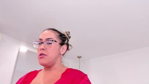 Snapshot of dolly_walker chatting on June 21, 2026, 1:19 am dolly walker online show from June 21, 2026, 1:19 am