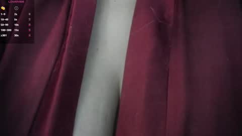 Call me Zoe  online show from October 13, 2025, 10:54 pm