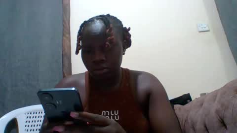 dollyvee online show from November 30, 2025, 4:11 pm