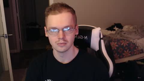 doloresman online show from February 18, 2025, 12:48 am