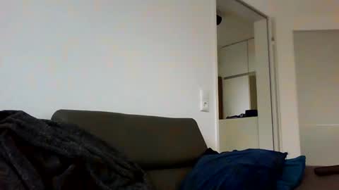 dombio_12 online show from March 14, 2026, 10:42 am