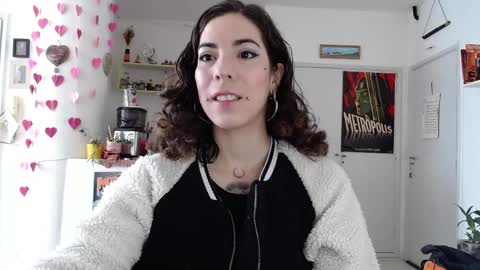 Snapshot of domenica_dos_ouros chatting on June 1, 2026, 1:02 pm sweet domme online show from June 1, 2026, 1:02 pm